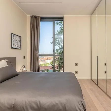 With Terrace In - What'app - 0034-611-233-784 - For Reservations! Appartement